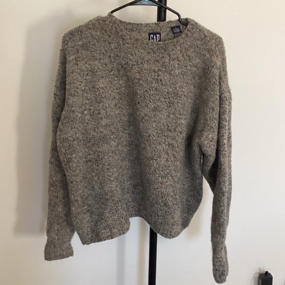 GAP Heathered Gray Knit Sweater - Picture 2 of 5